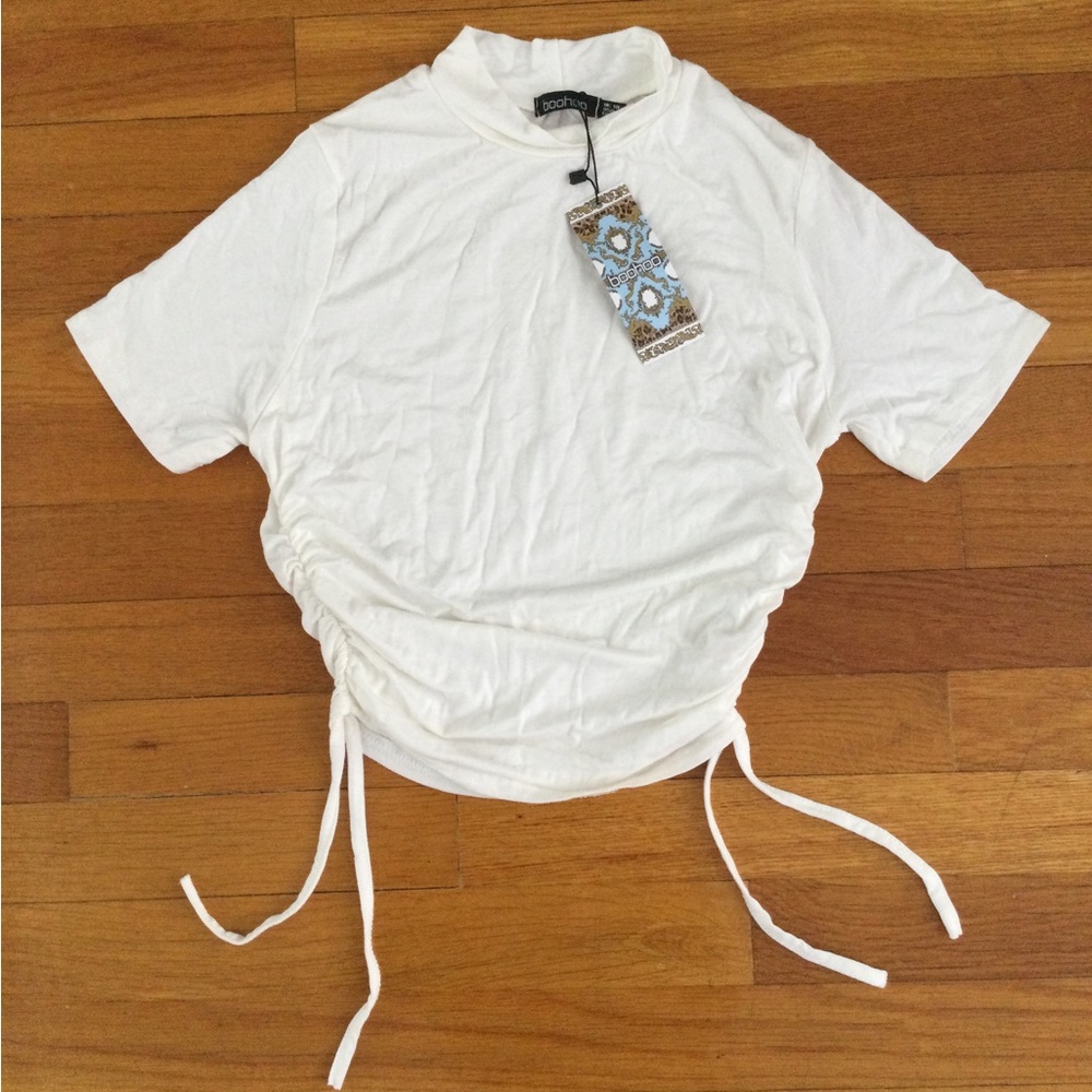 Boohoo high neck, ruched side, short sleeve top, white, size 6